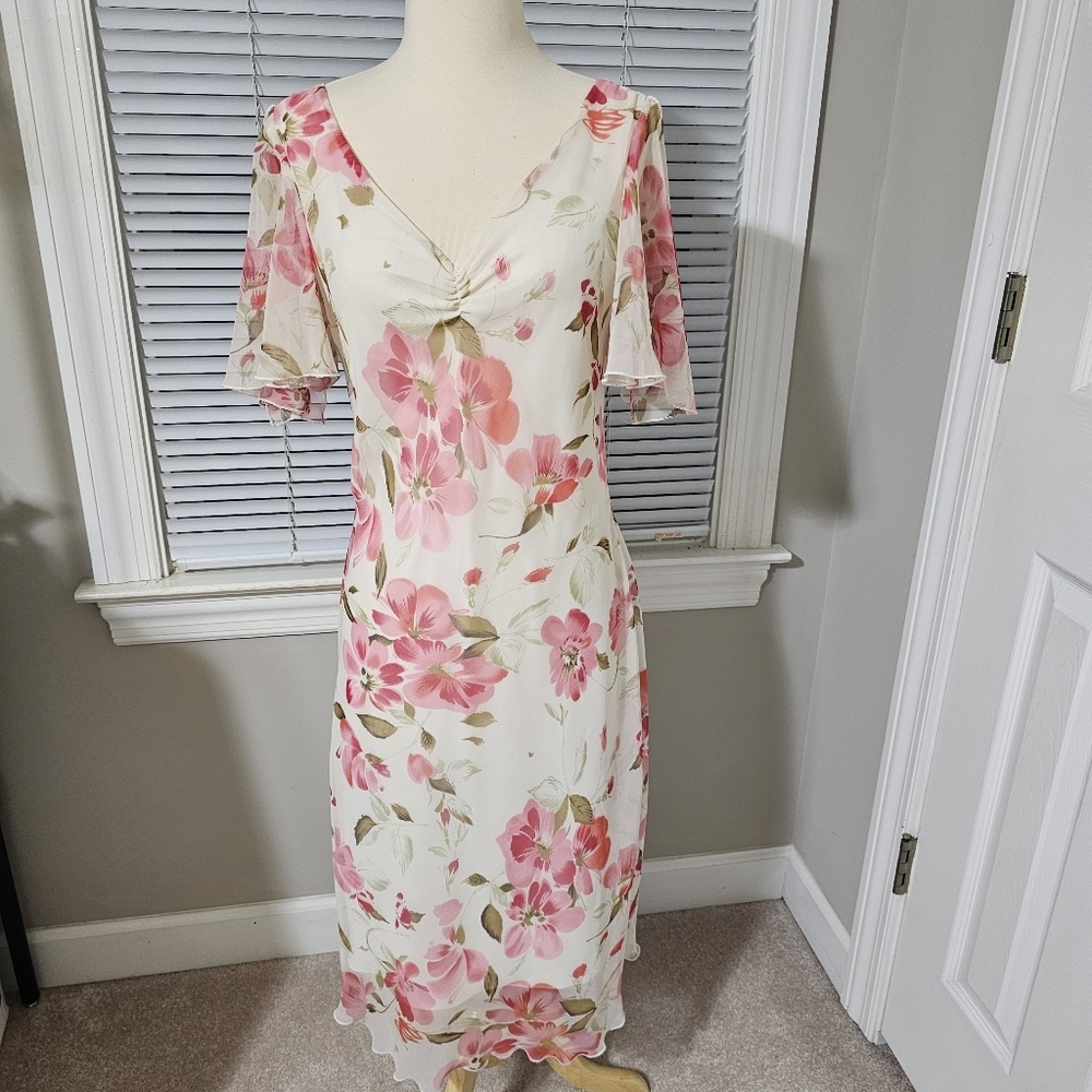 B. Moss Floral Chiffon V-Neck Ruffle Sleeve Midi Dress Size 8